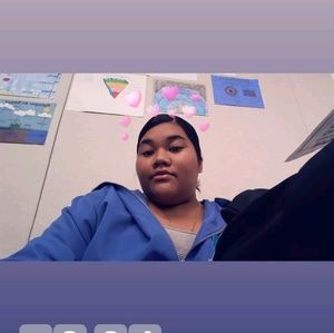 Meet your Posher, Candess